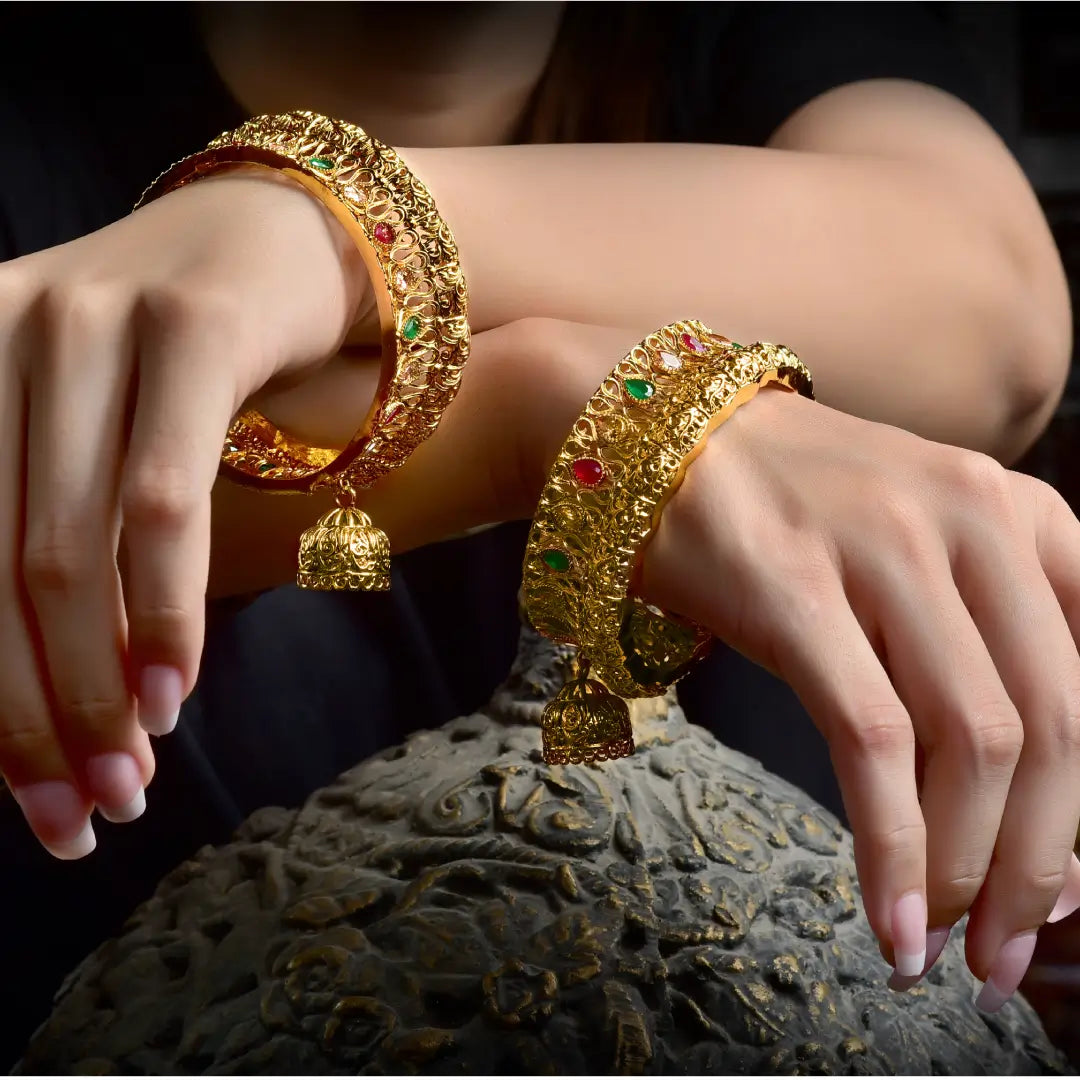 Latest hot sale latkan bangles